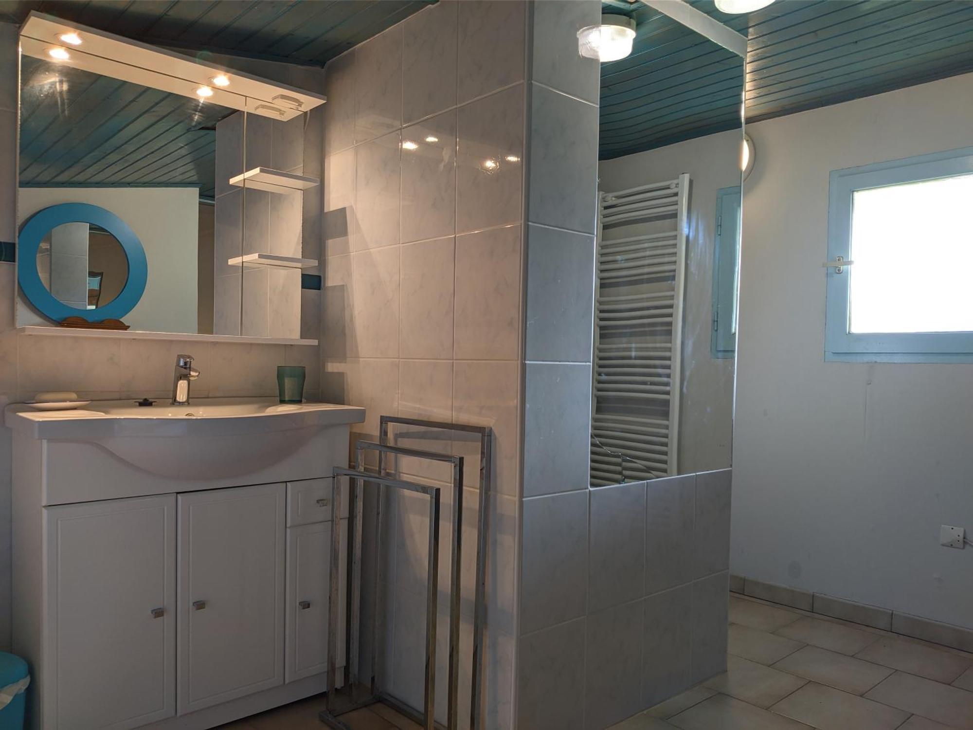 Les Volets Bleus Villa Arcais ภายนอก รูปภาพ