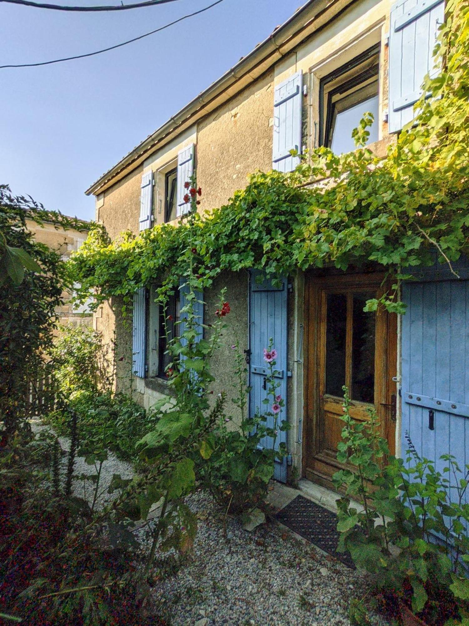 Les Volets Bleus Villa Arcais ภายนอก รูปภาพ